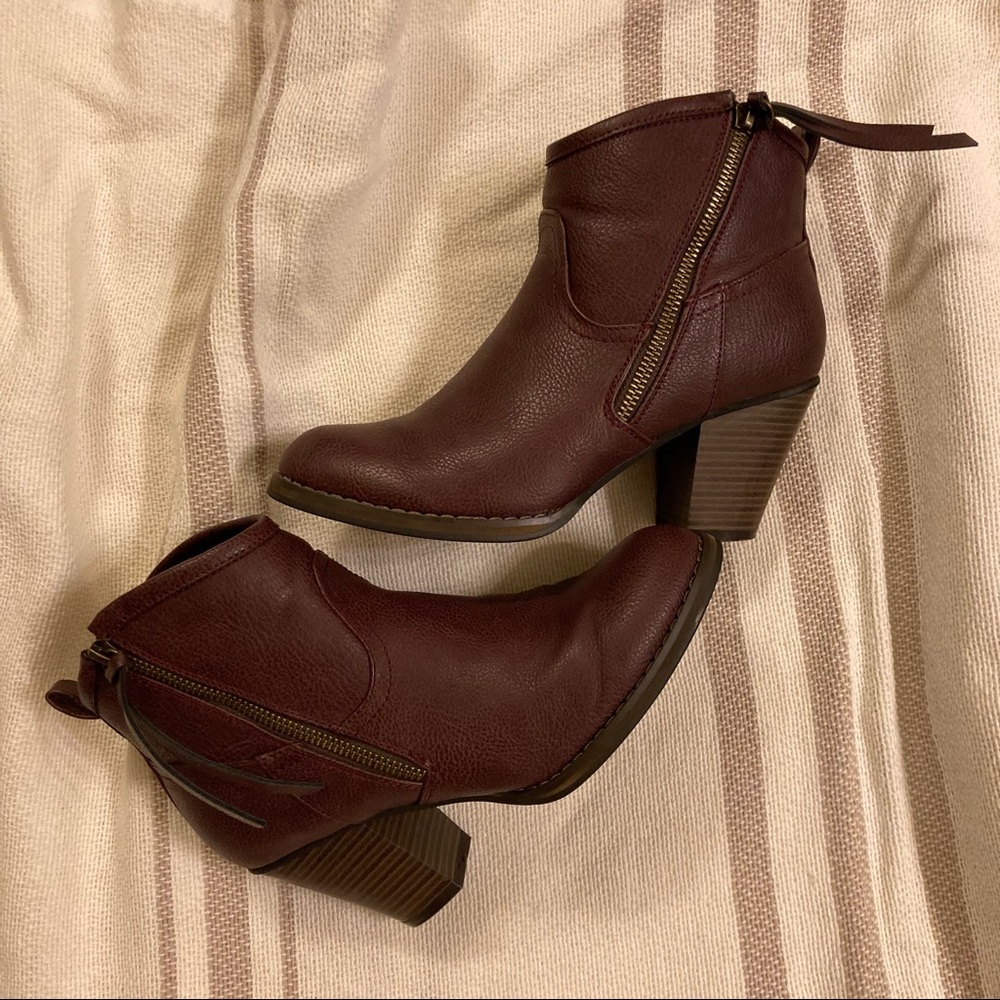JustFab Burgundy Isa ankle Boots size 7.5